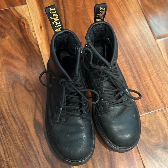 Black Dr martens size 13 Kids - Picture 2 of 3